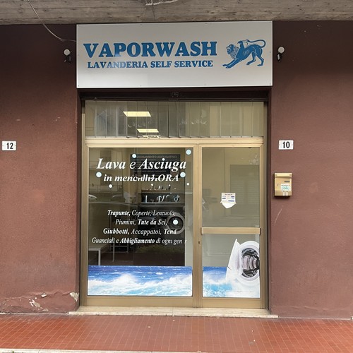 LAVANDERIA DI CAPOLONA